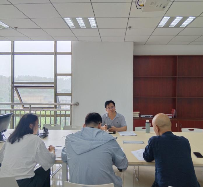 多彩贵州文化协同创新中心组织开展“安全生产月”活动